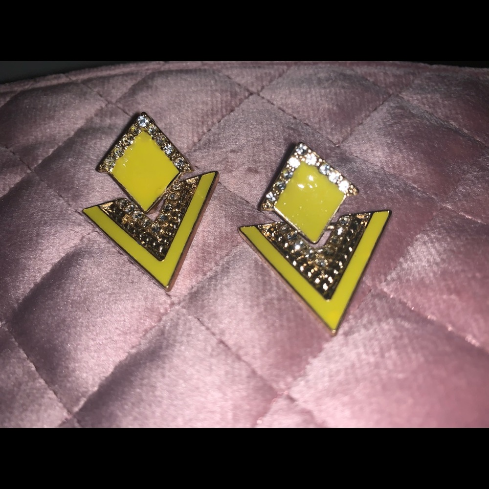 Earring